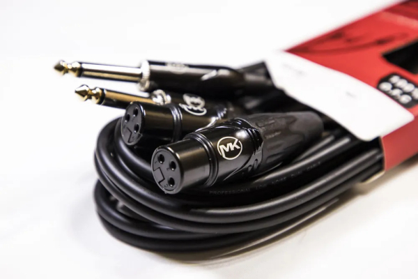 Аудио кабель MUZKABEL AMC106 - 6 метров, 2JACK (моно) - 2XLR (мама)